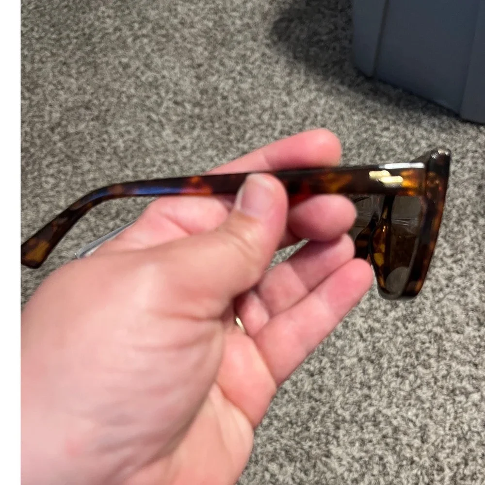 Sojos SJ2055 Tortoise Flat Top Square Oversized Sunglasses Gold Trim‎ Box Pouch